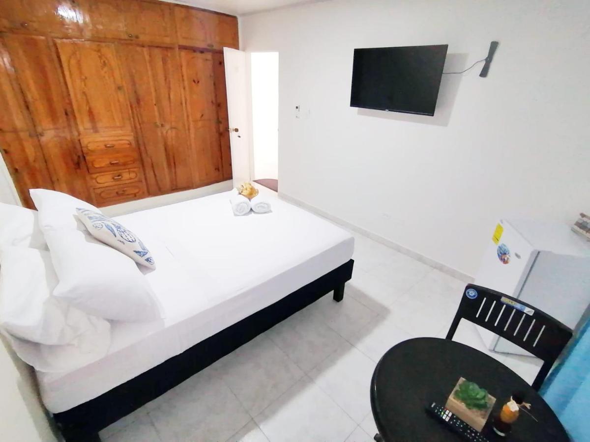 Aparta Hotel Jhonny Cay Сан-Андрес Экстерьер фото