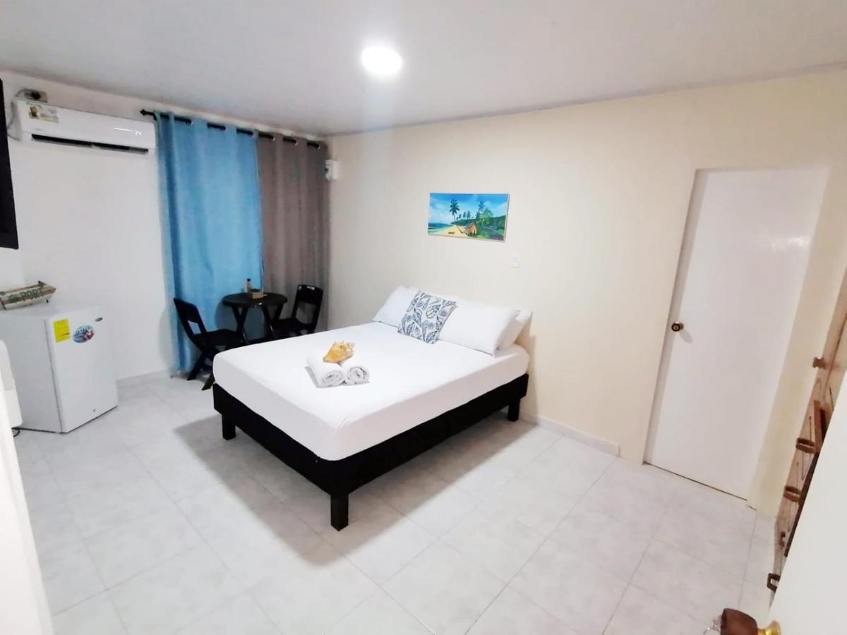 Aparta Hotel Jhonny Cay Сан-Андрес Экстерьер фото